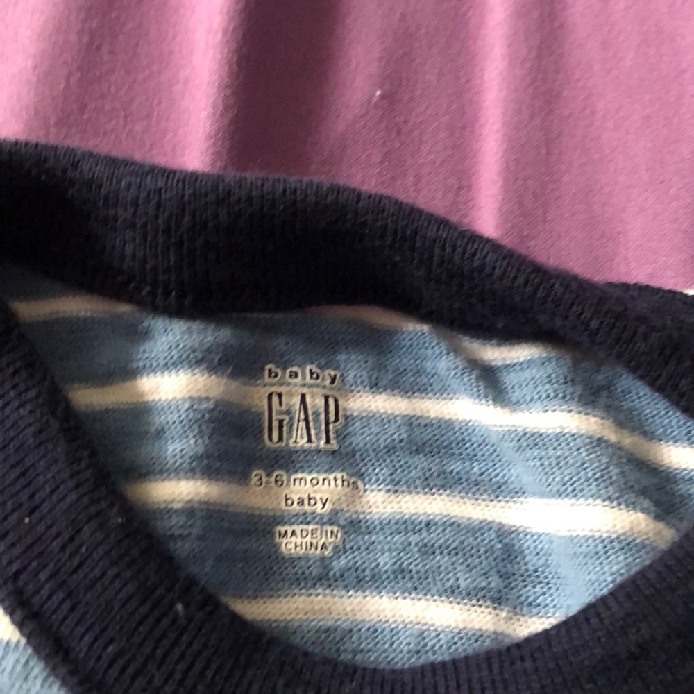 Baby GAp - Picture 2 of 2
